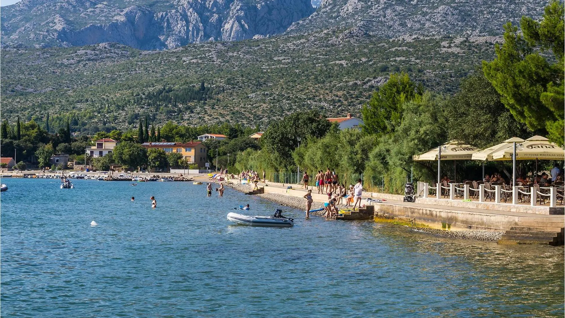 1 Bedroom Beautiful Apartment In Seline Croatia